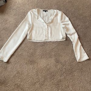 White cropped long sleeve shirt
